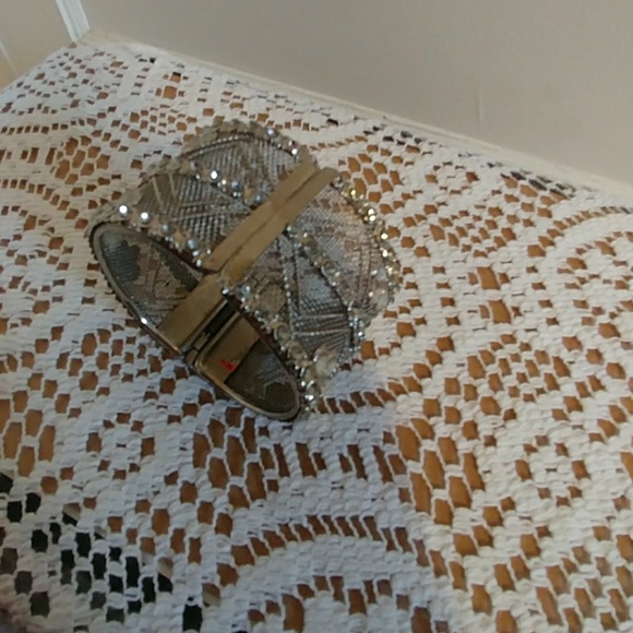 🎉🎉🎉🎉 Host Pick. 12/7/18 🎉🎉🎉🎉 bracelet - Picture 3 of 7